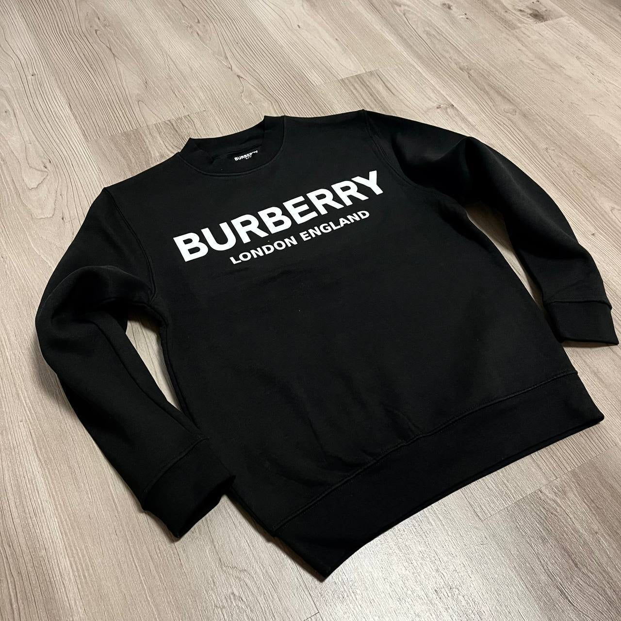 Sudadera Burberr negra
