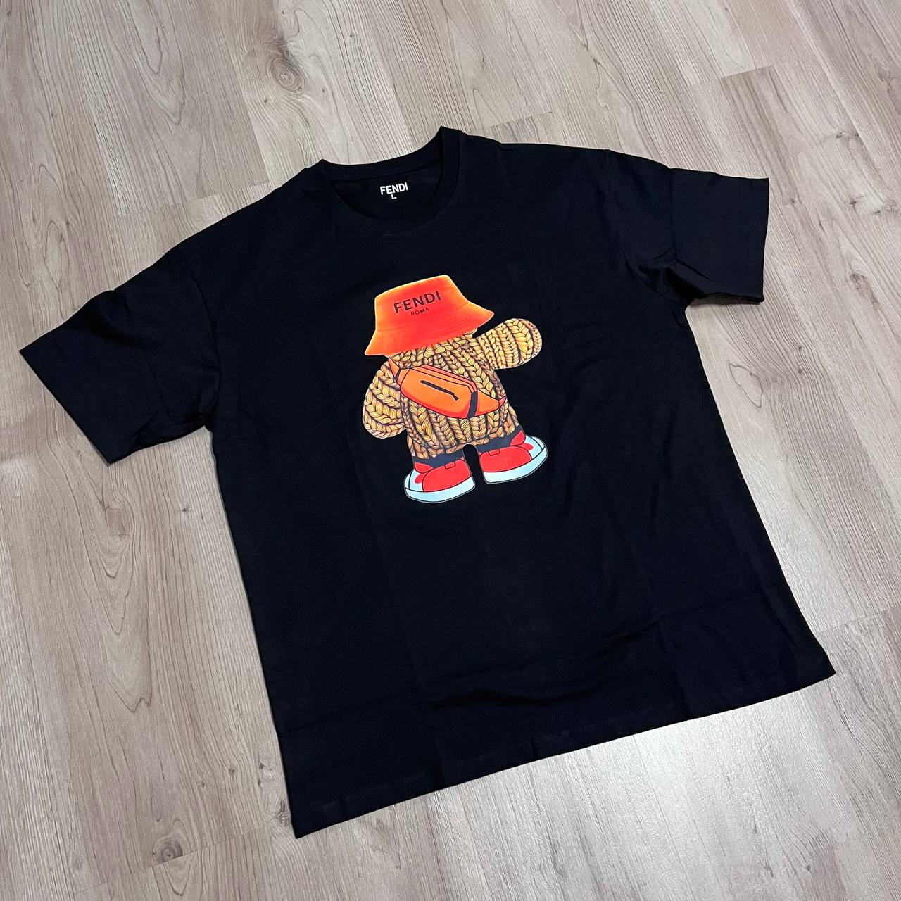 Camiseta Oversize Fend negra