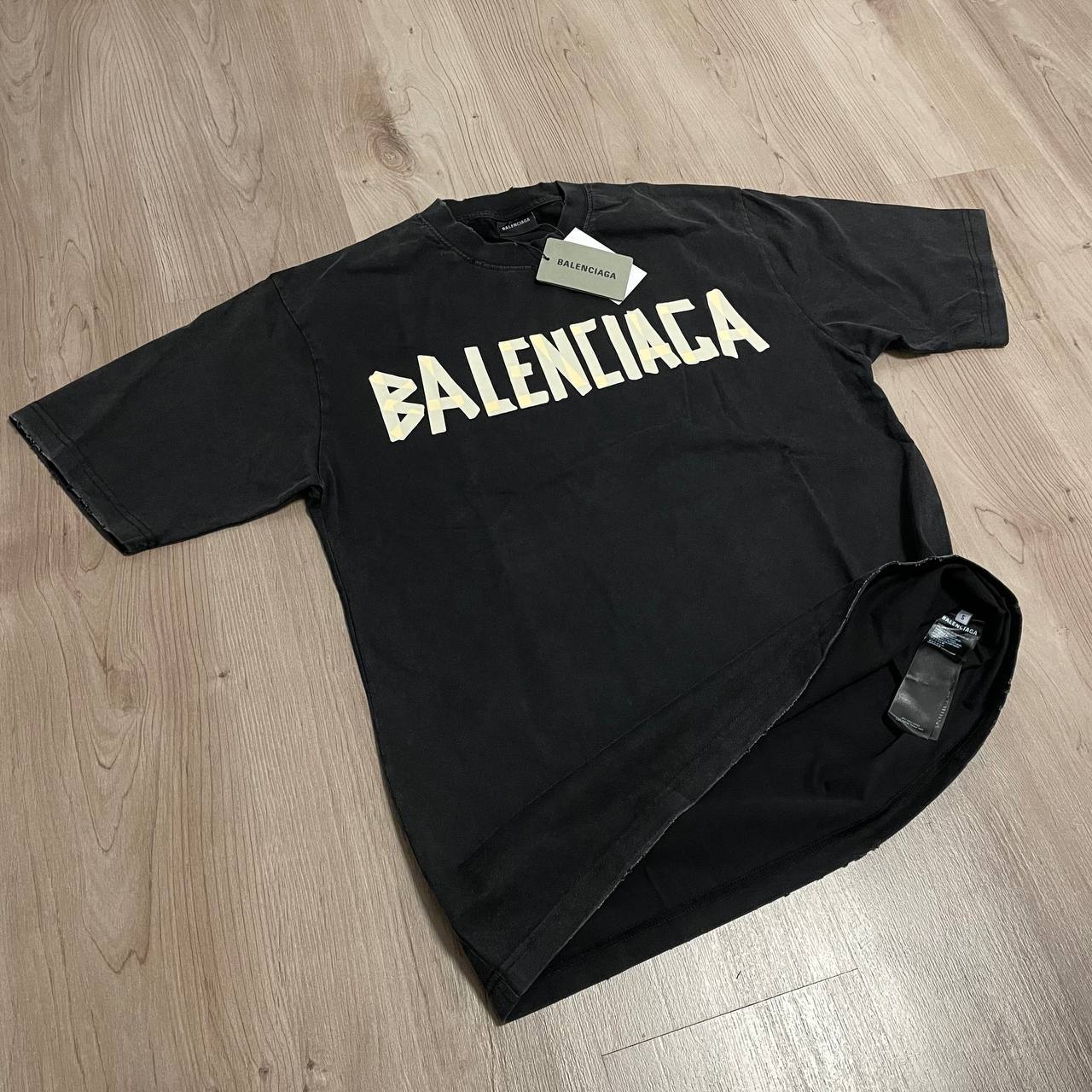 Camiseta Balenciag PREMIUM