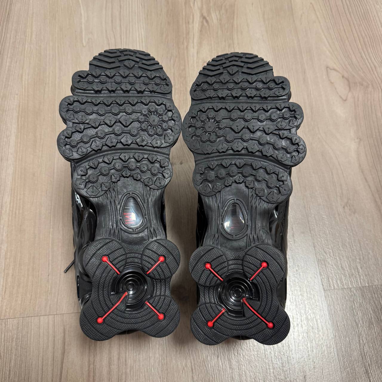 Zapatilla Shox Negras