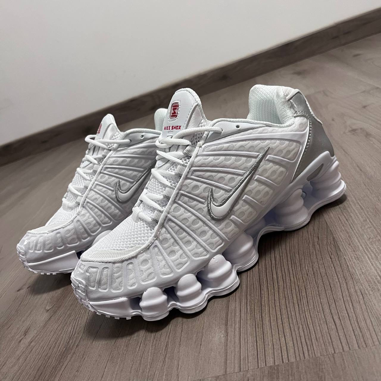 Zapatilla Shox Blancas