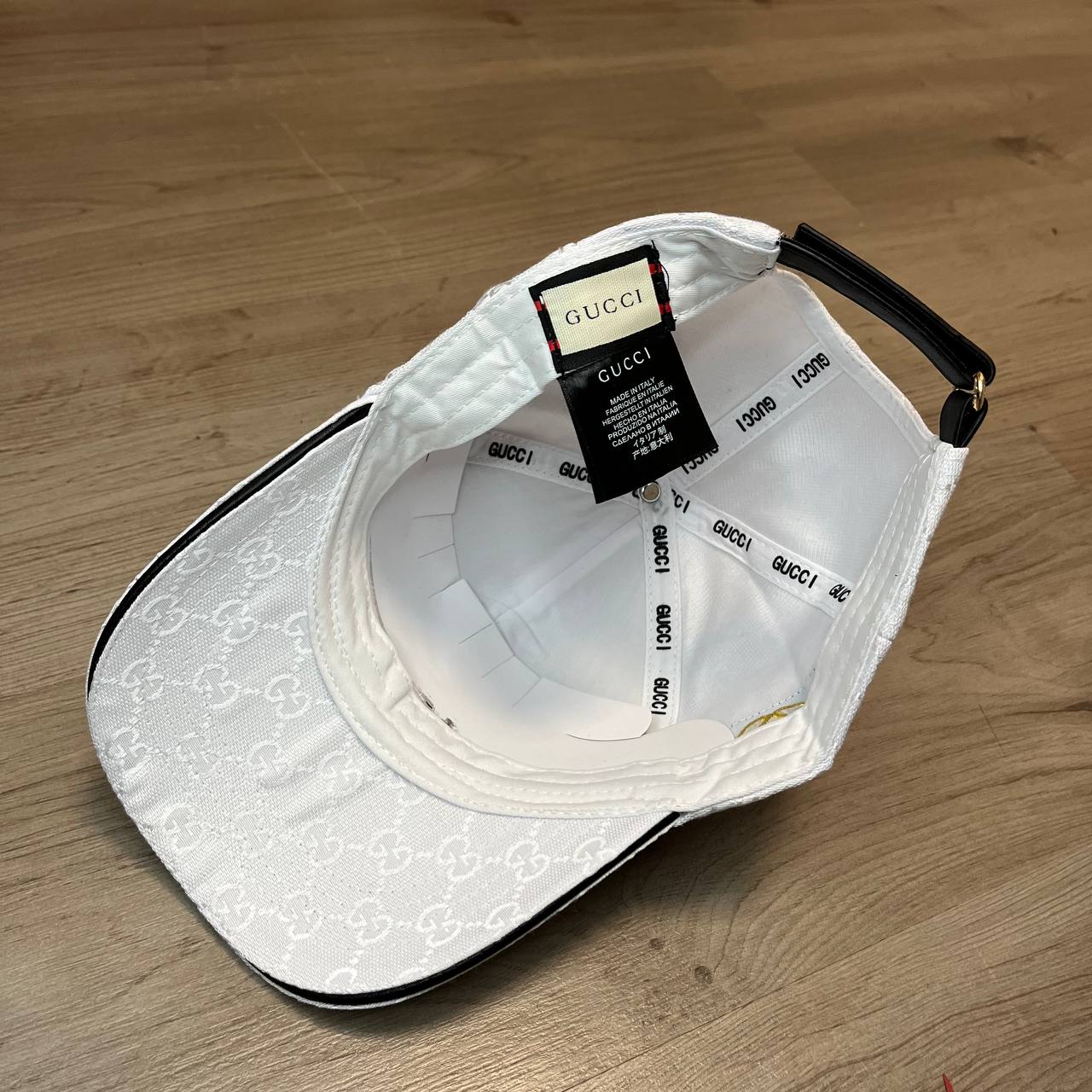 Gorra gucc blanca
