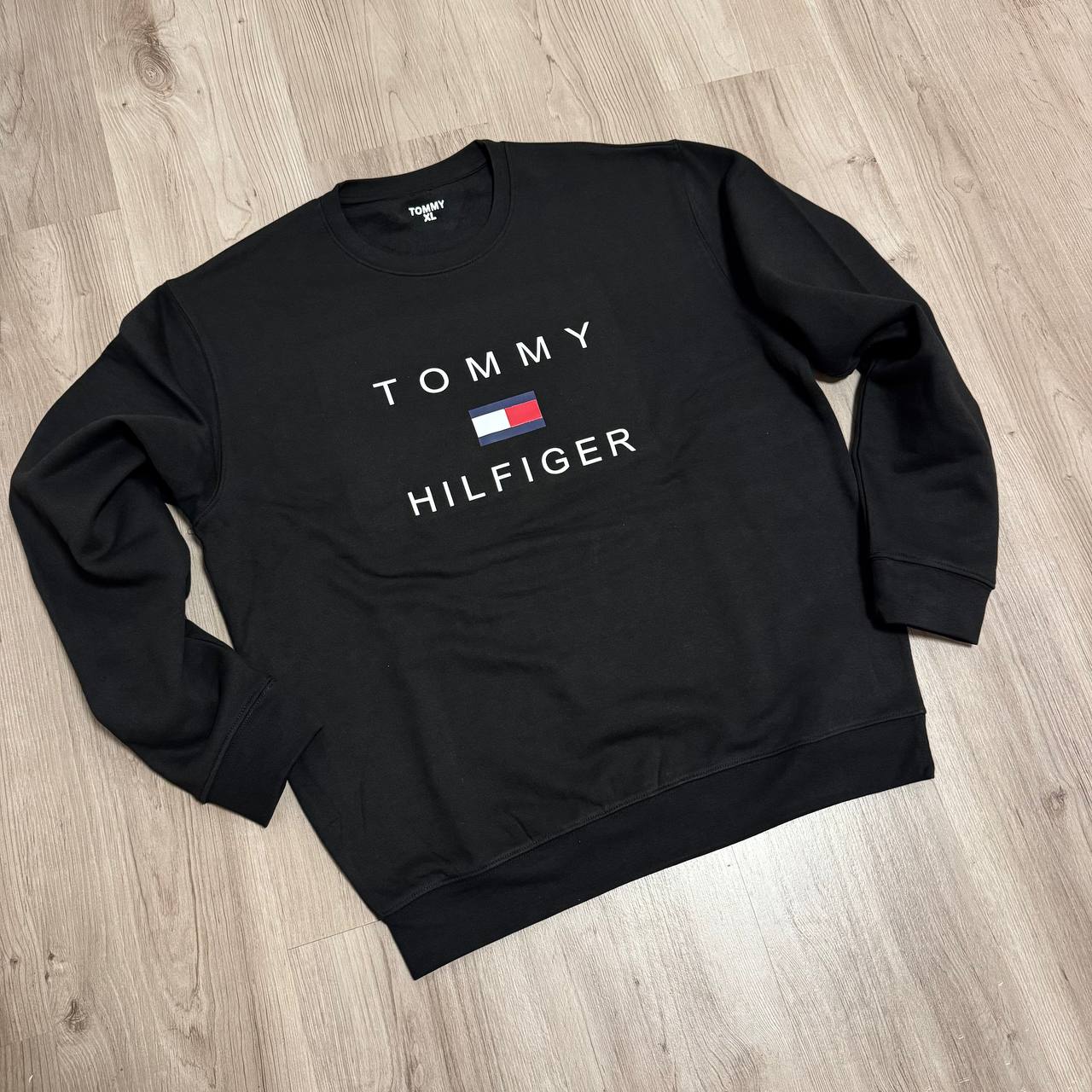 Sudadera Tommy negra