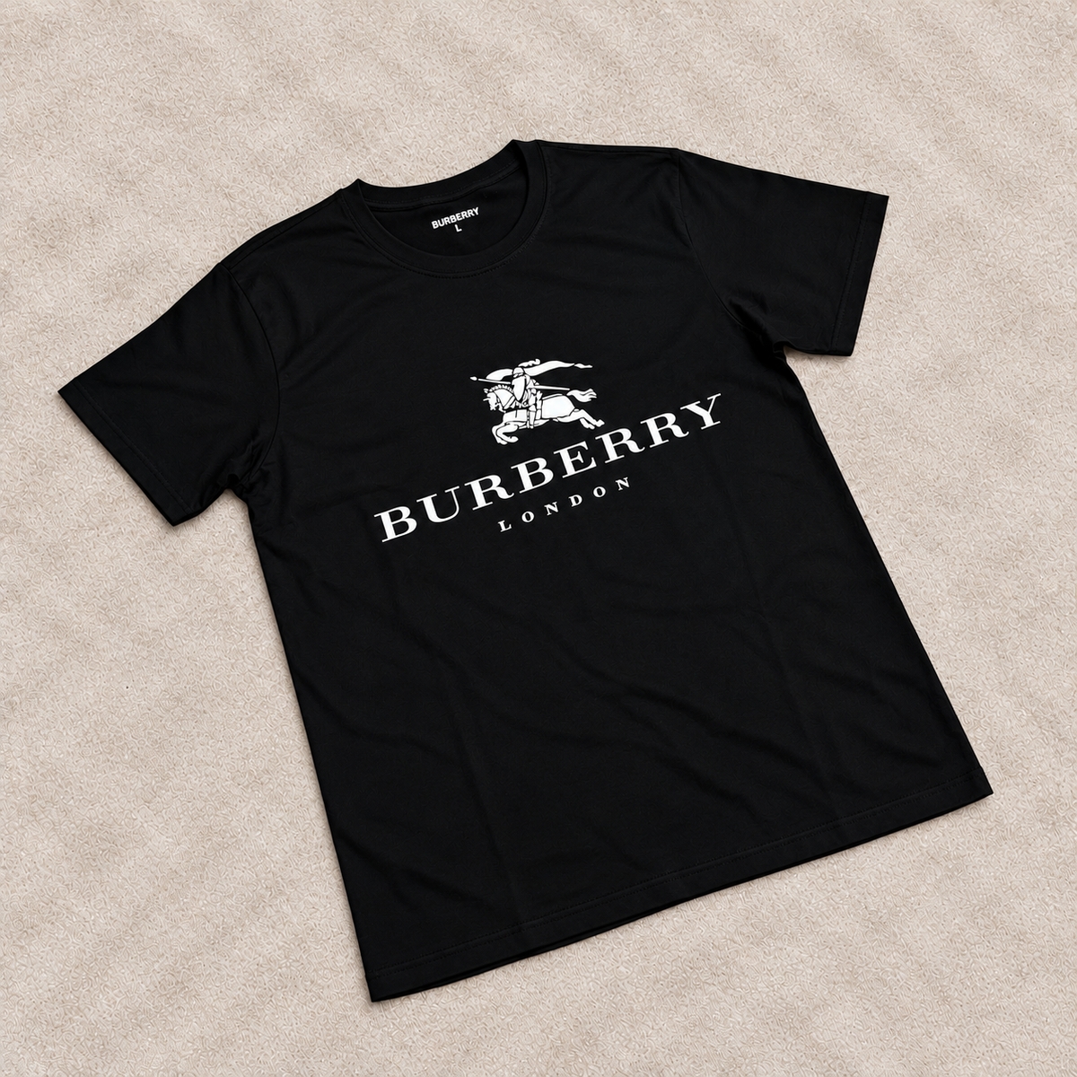Camiseta Burberr negra