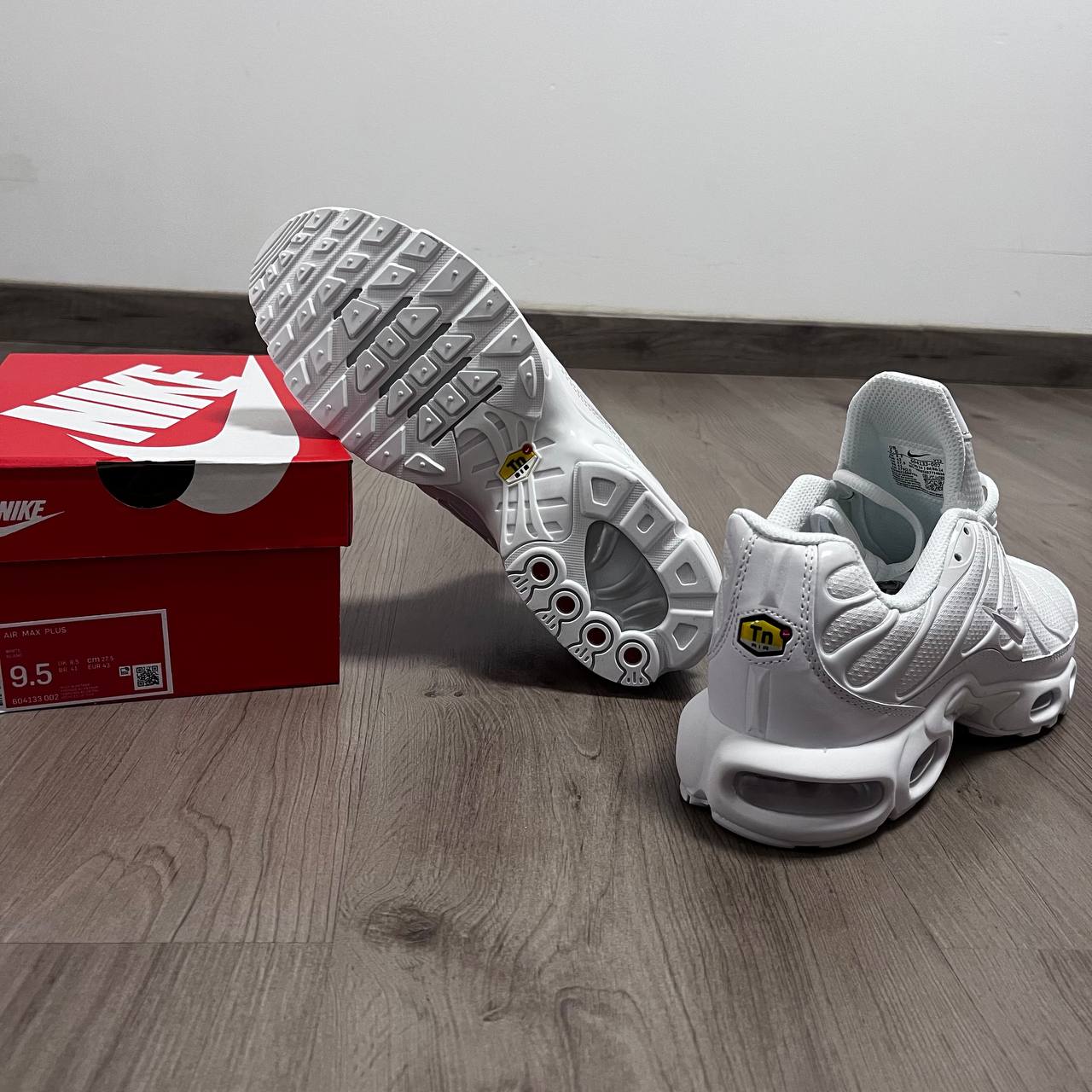 Zapatilla TN Blancas