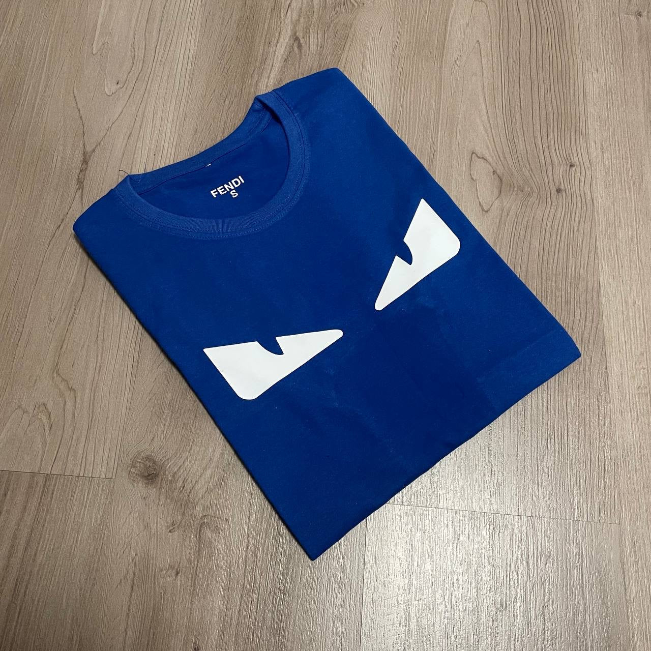 Camiseta Fend azul eléctrico
