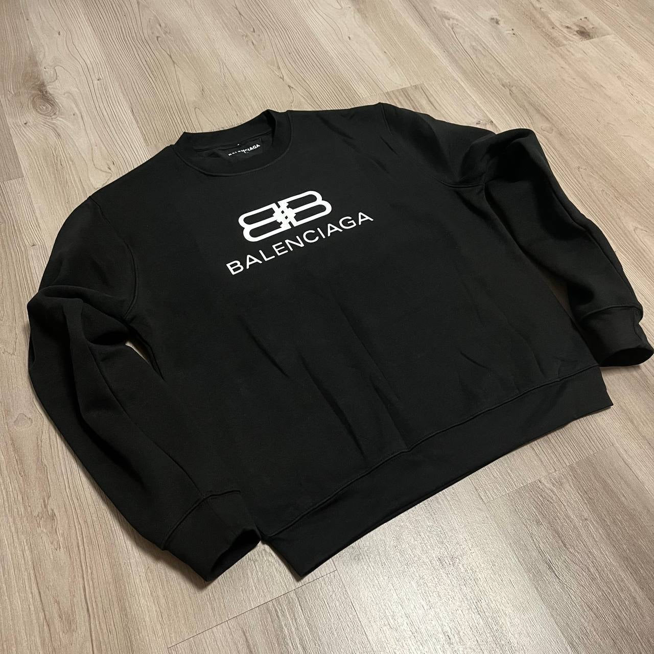 Sudadera Balenciag negra