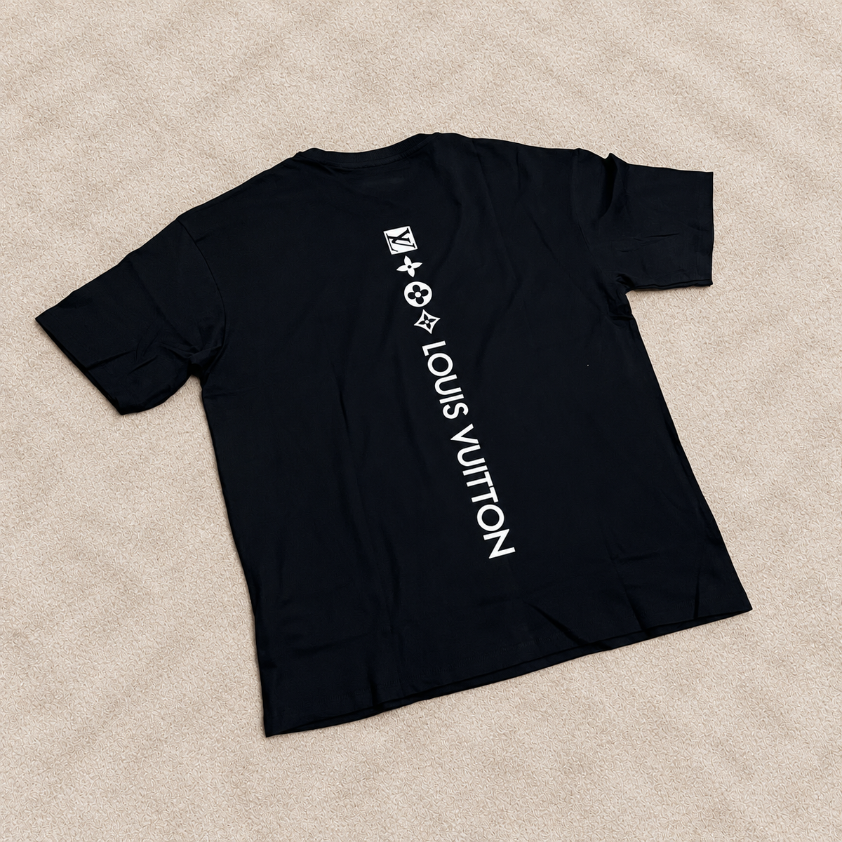 Camiseta Oversize LV negra