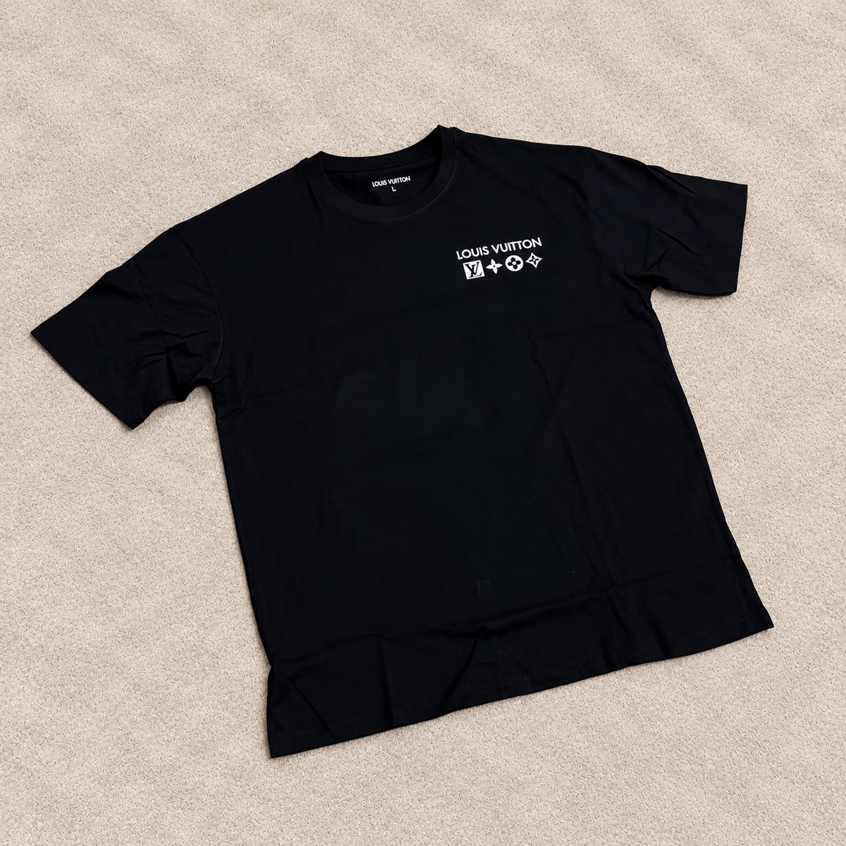 Camiseta Oversize LV negra