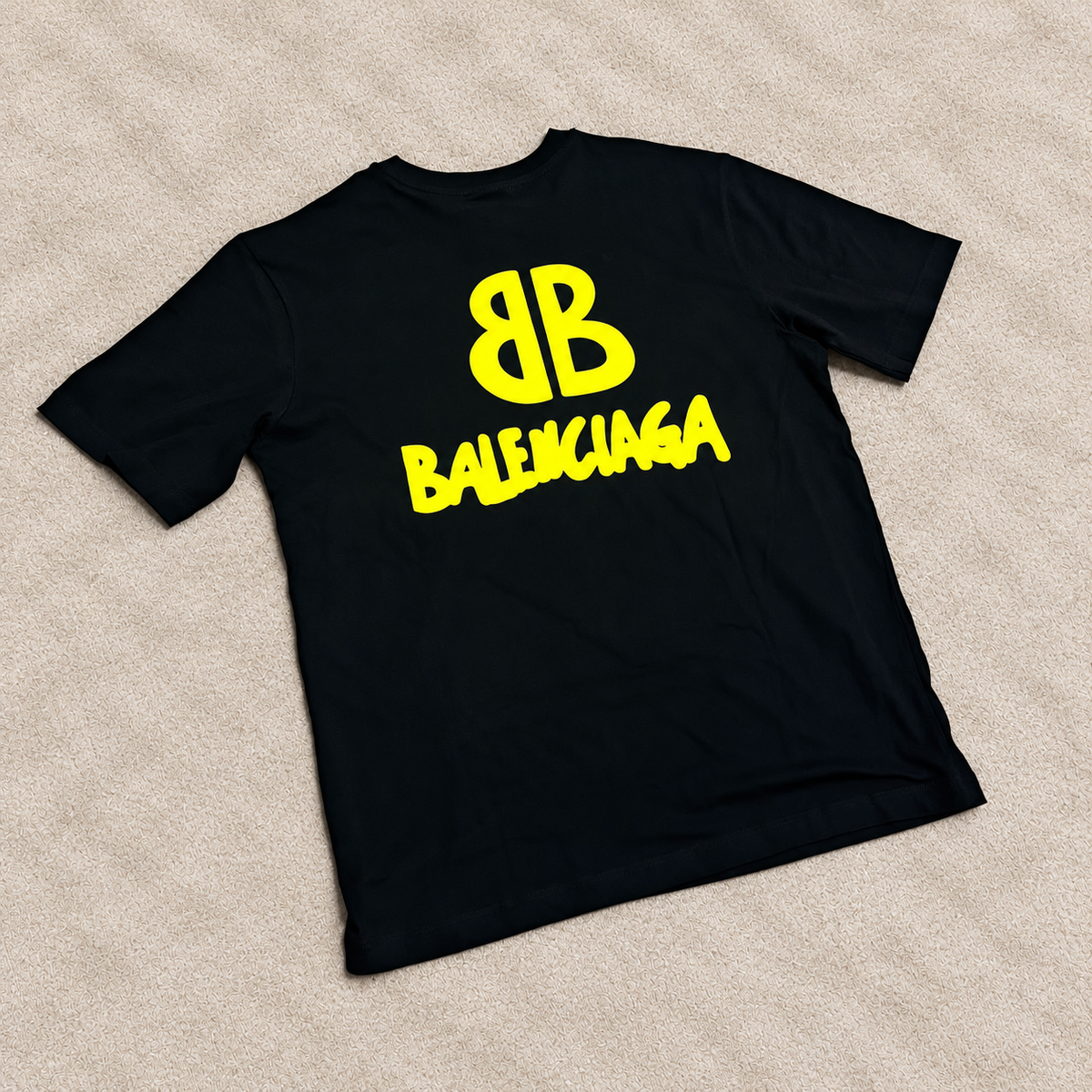 Camiseta Oversize Balenciag negra