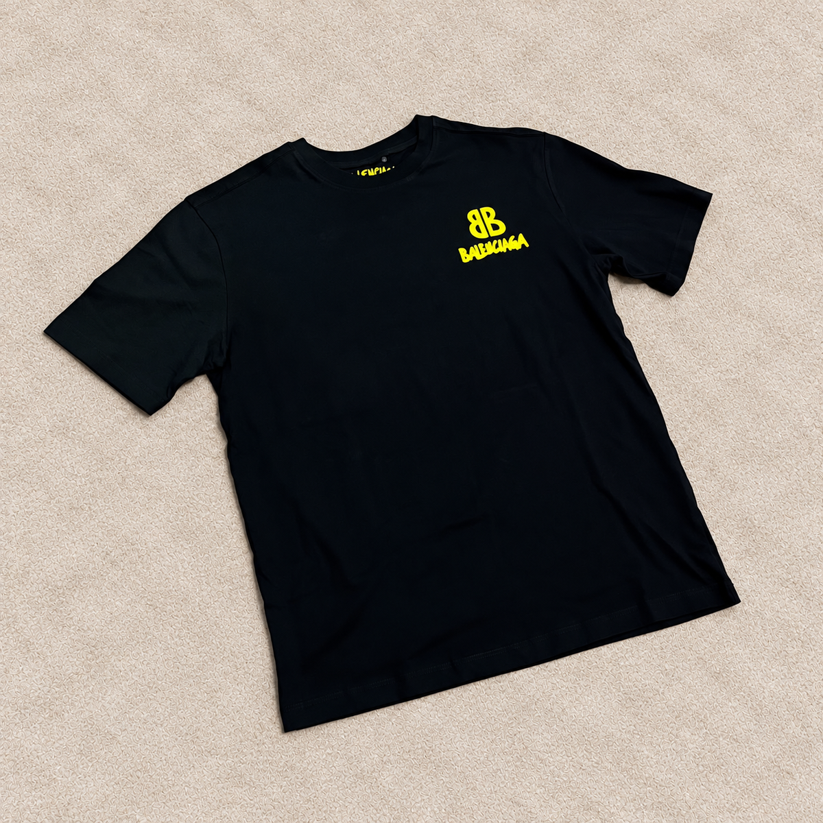Camiseta Oversize Balenciag negra