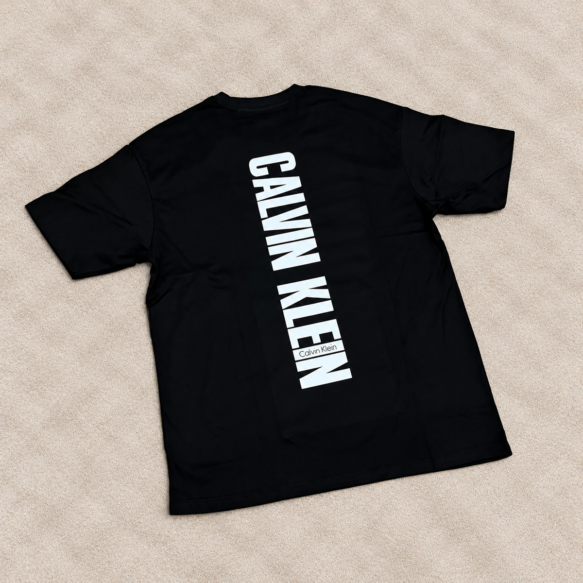 Camiseta CK negra OVERSIZE