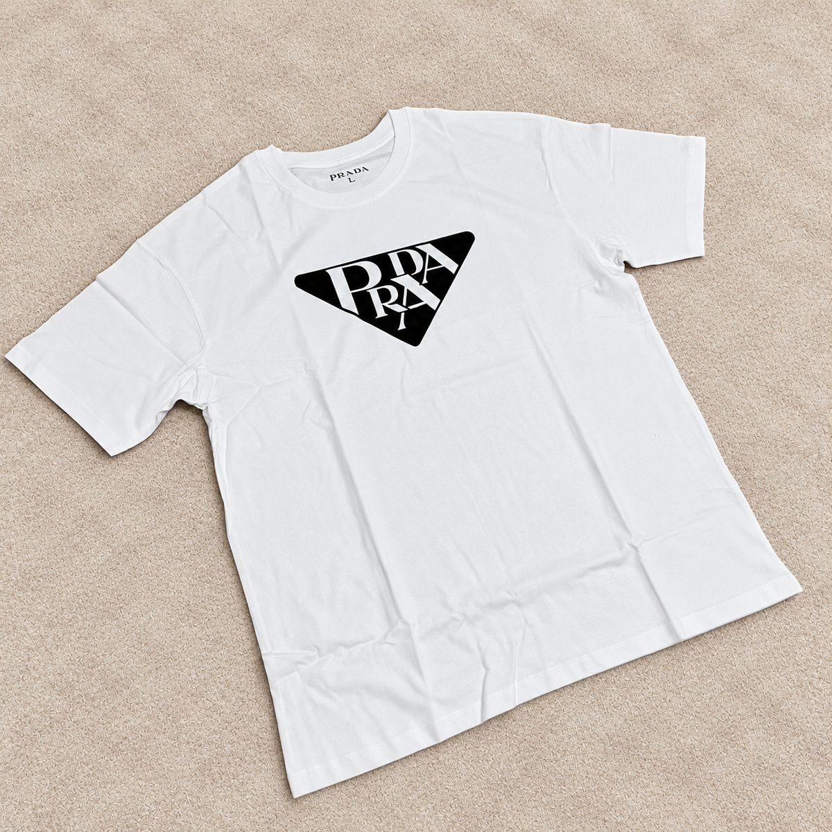Camiseta Prad blanca OVERSIZE