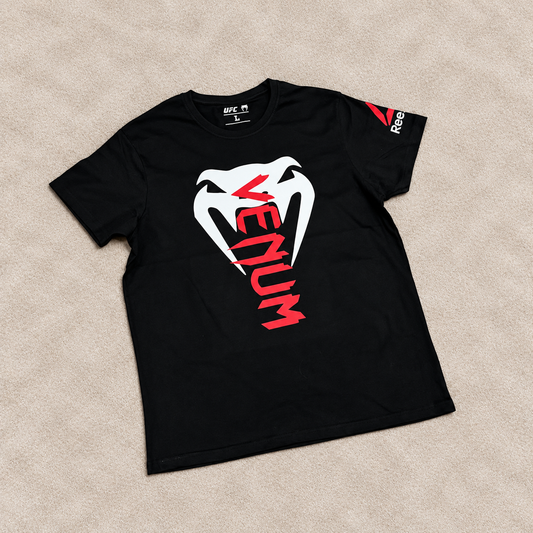 Camiseta Venum UFC negra