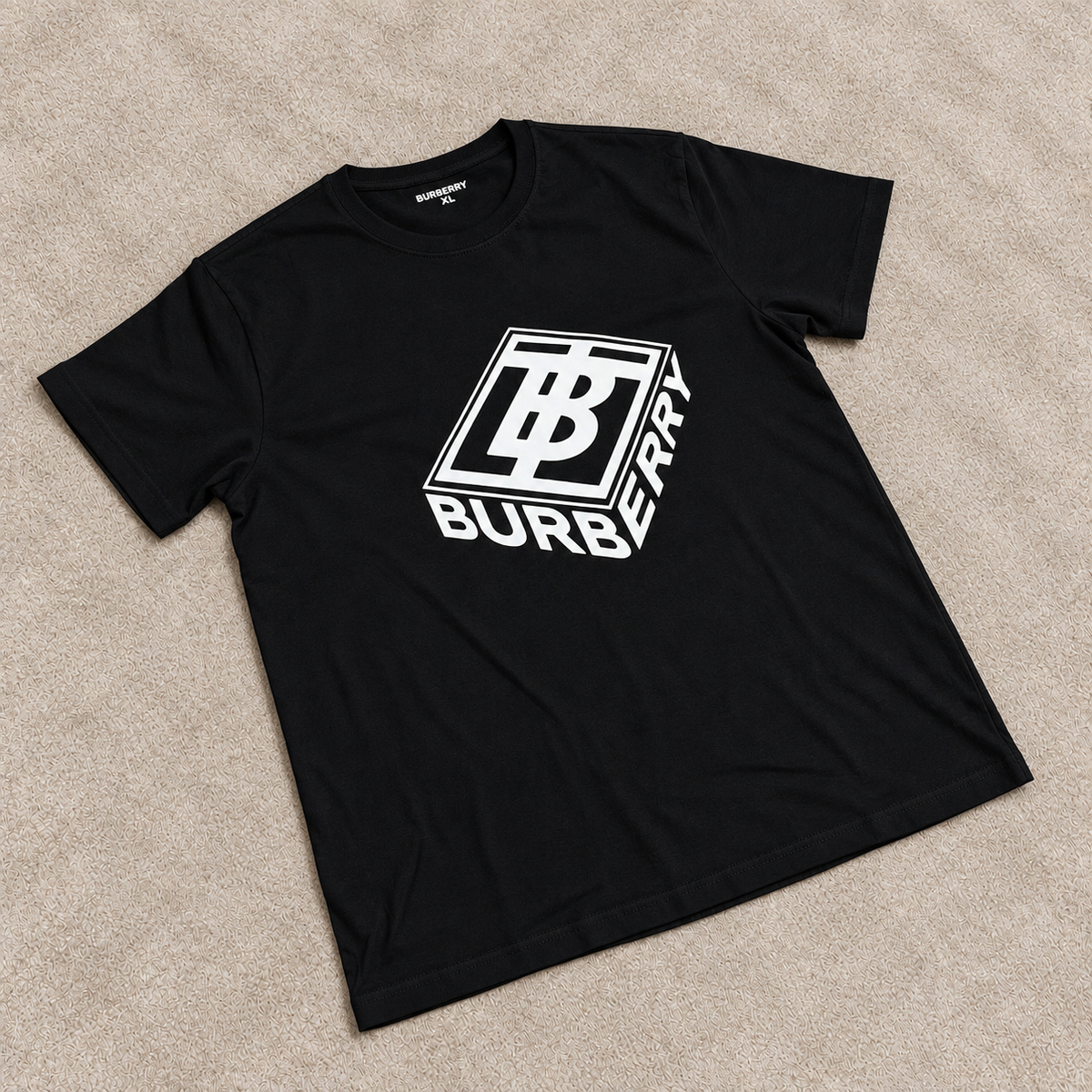 Camiseta Burberr negra