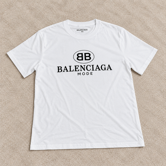 Camiseta Balenciag blanca