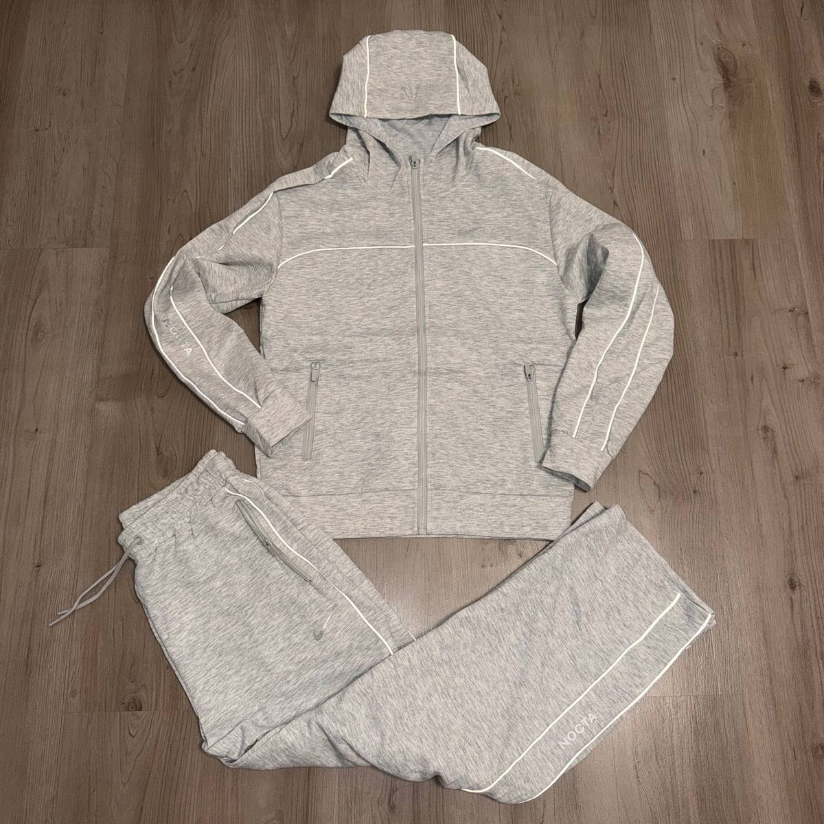 Chándal Nocta Gris