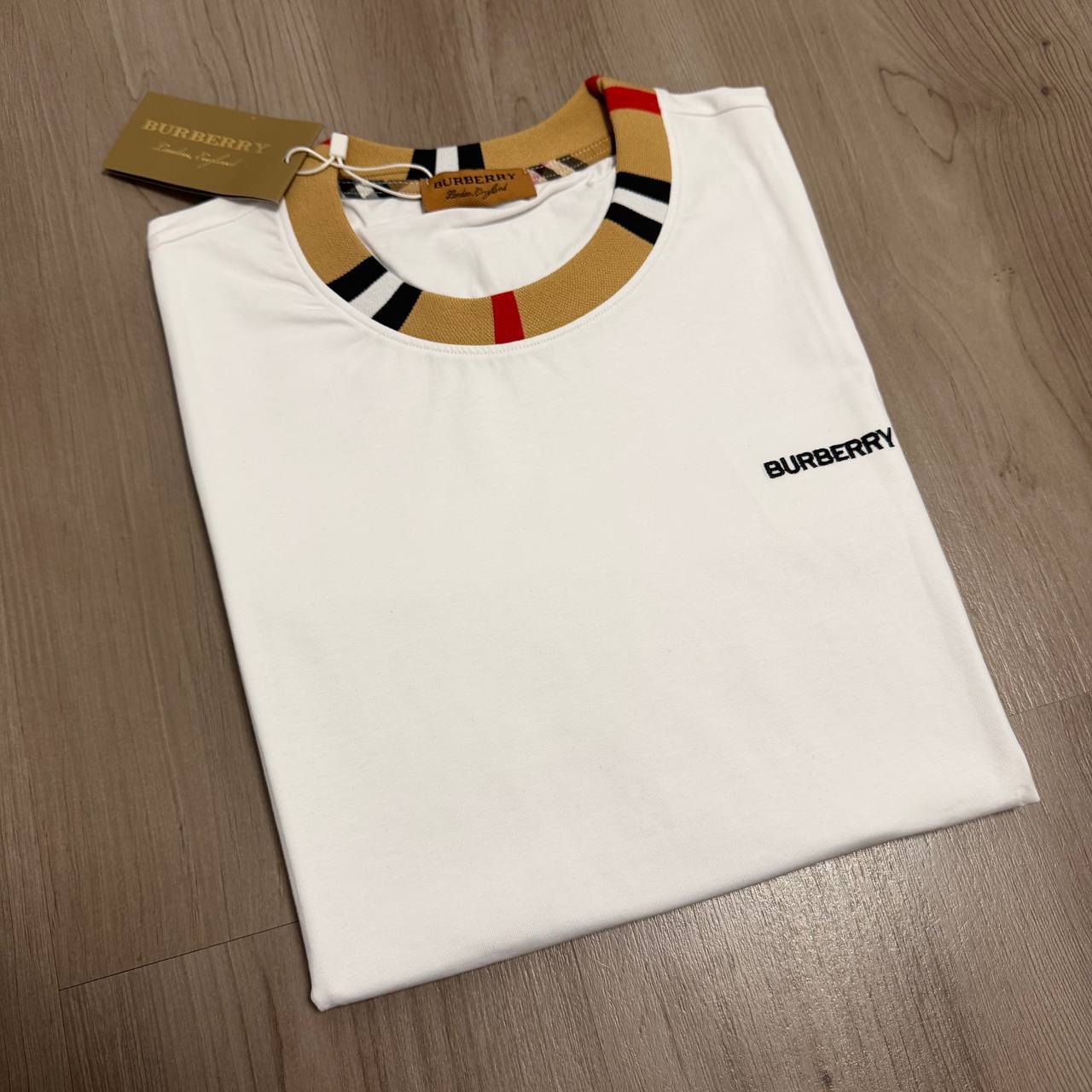 Camiseta Burberr PREMIUM