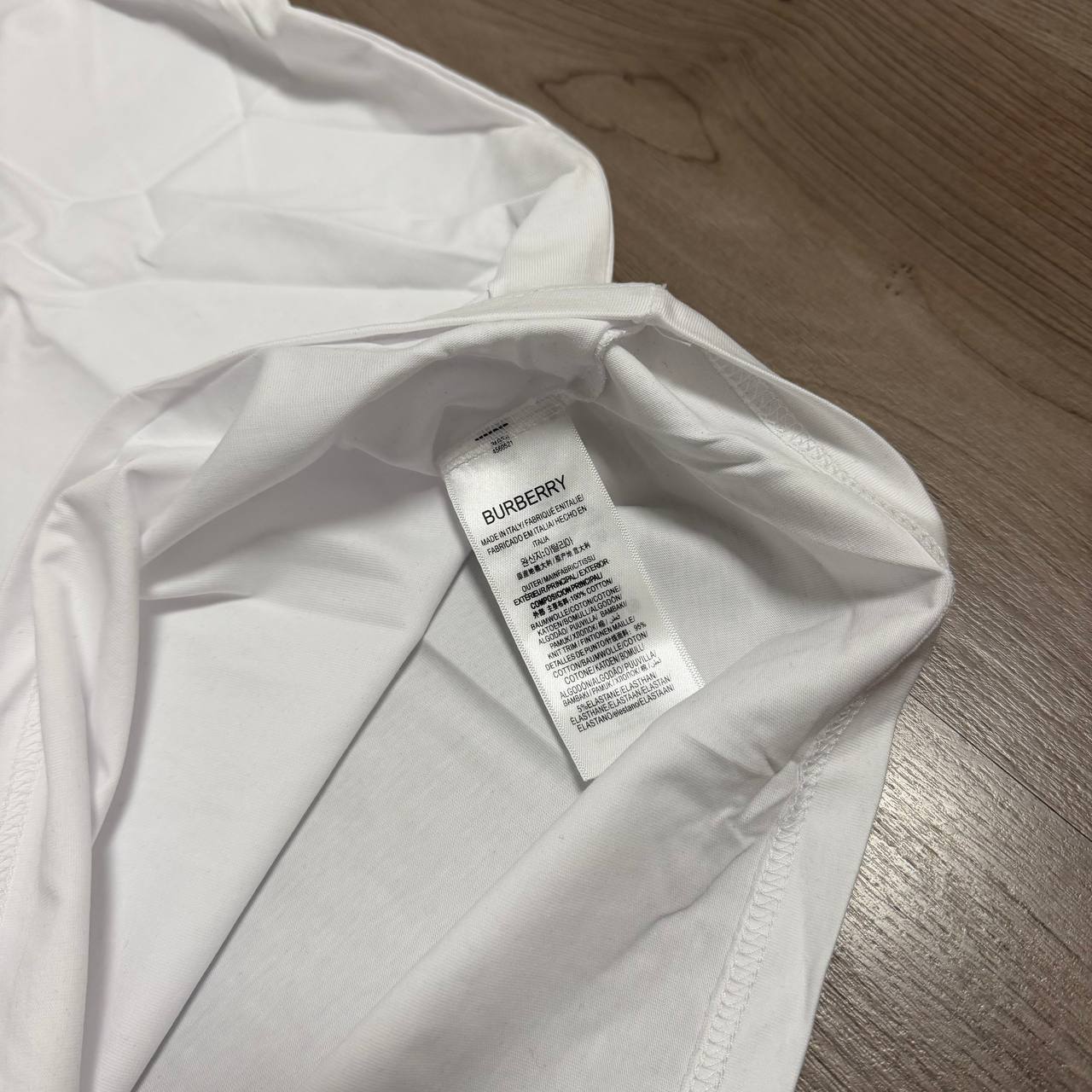 Camiseta Burberr PREMIUM