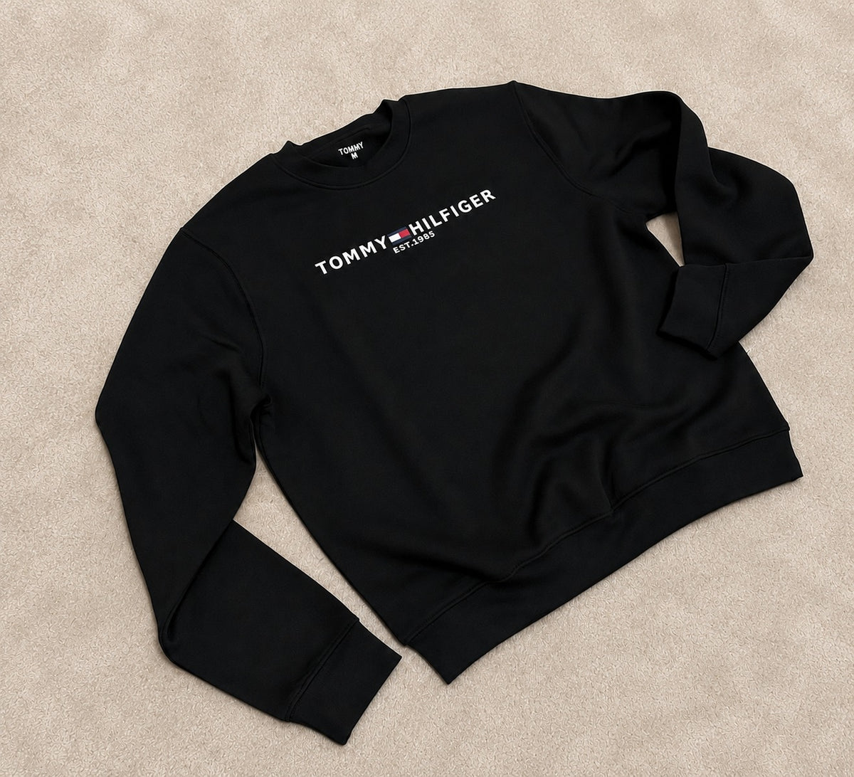 Sudadera Tomm negra